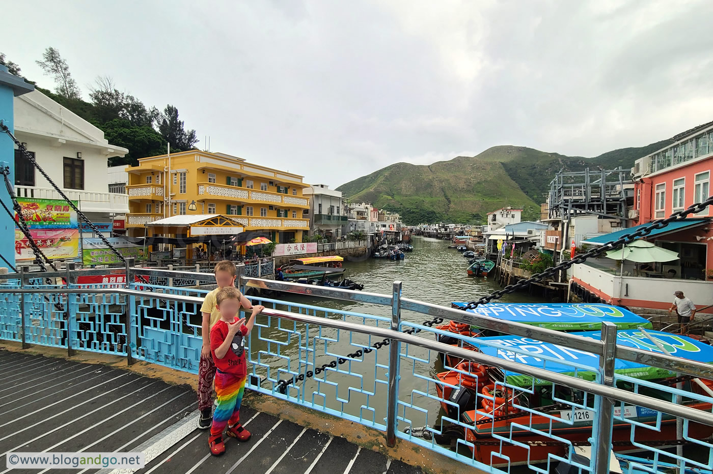 Tai O - Tai O Main Bridge Before the Hordes